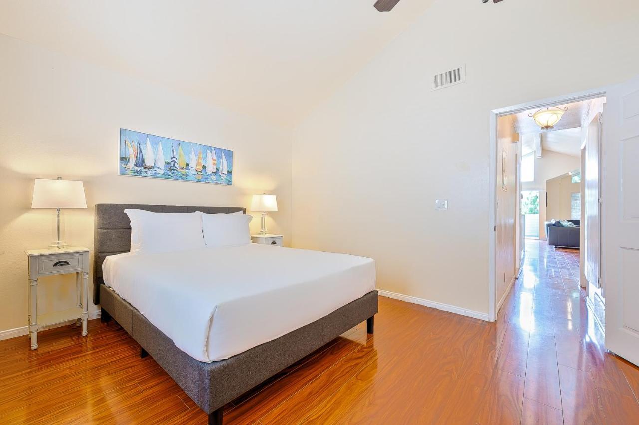 Beach Living 1 Newport Beach Luaran gambar